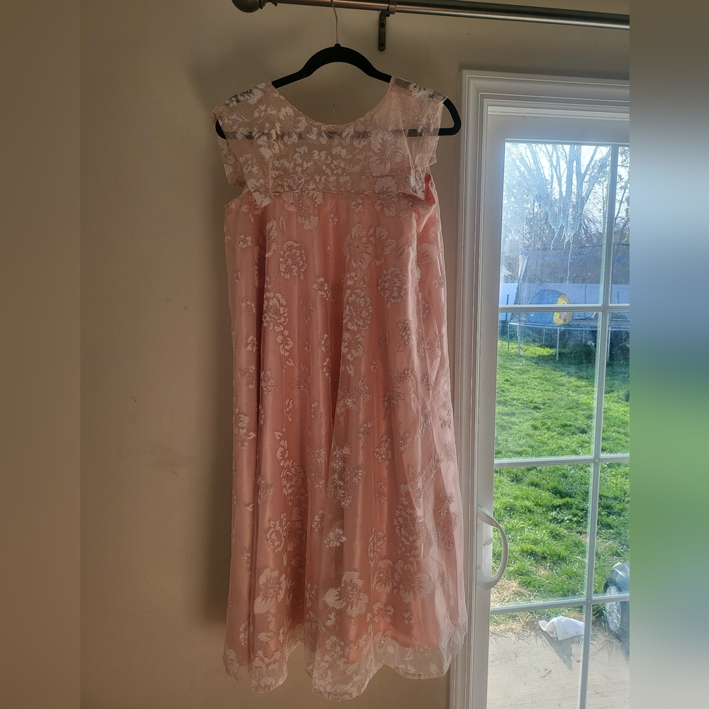 Blush lace maternity dress